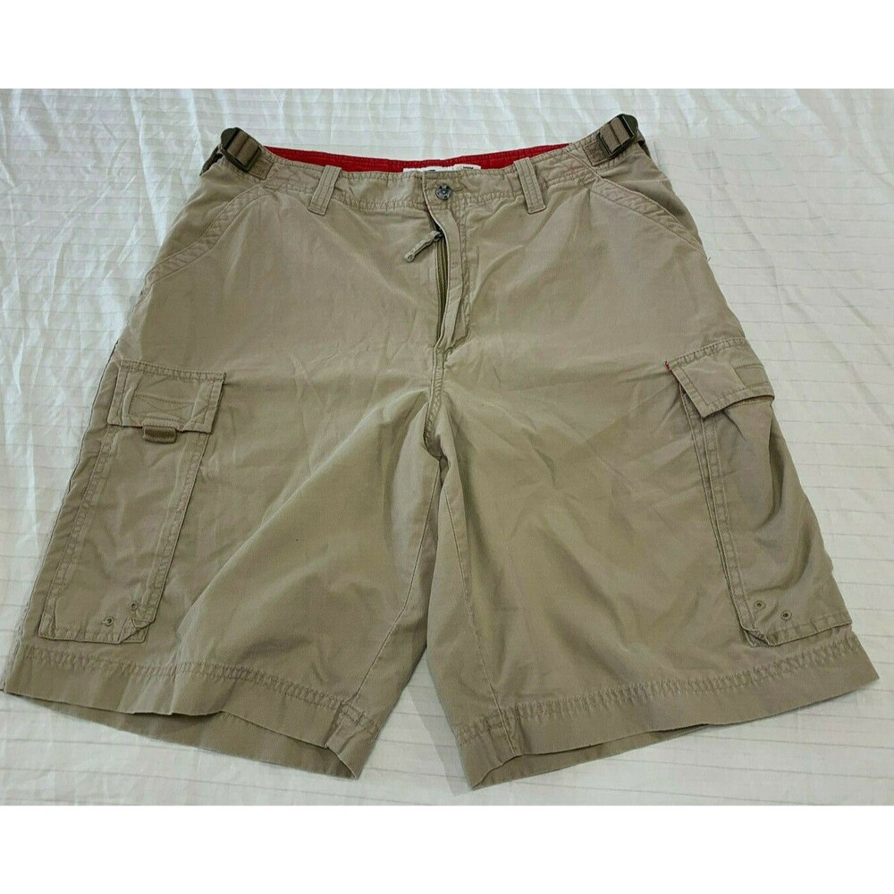 GAP MENS CARGO SHORTS SIZE M